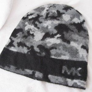 Like New -  Michael Kors Slouch Hat
